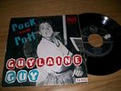 GUYLAINE GUY : madame Bertrand
