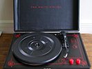 THE WHITE STRIPES & THIRD MAN RECORDS ' VINYL STARTER KIT TURNTABLE , MINT