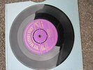LOVE ME TENDER ELVIS PRESLEY ORIGINAL HMV PURPLE LABEL GOLD PRINT 45 RECORD.