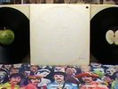 BEATLES / WHITE ALBUM / ORIGINAL 1968 FIRST PRESSING  APPLE/ PHOTOS & POSTER