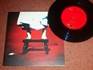 The White Stripes - Seven Nation Army 7