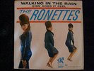 Ronettes- Walking in the rain- US- Philles