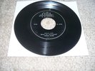 ROCKABILLY-UNKNOWN ARTIST-HOUND DOG-HEAR IT