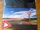 PEARL JAM Yield Vinyl LP First Pressing w/ Sticker NM++ VERY RARE