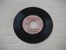 Dee Dee Gartrell  RARE FUNK/SOUL 45 I Must Be Doing Something Right  on MAVERICK