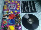 VINYL LP U2 ZOOROPA    NEAR MINT WITH LYRIC SHEET UK