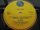 The Ramones LEAVE HOME UK LP 1ST PRESS PLAYS NEAR MINT