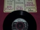 BOB DYLAN --JOAN BAEZ -- PETE SEEGER--BLOWING IN THE WIND-- E.P --TFE.18010-