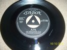 THE CRESCENDOS Oh Julie / My Little Girl 1958 TRI CENTRE  SUPERB EX