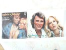 45 TOURS JOHNNY HALLYDAY  SYLVIE VARTAN + PHOTO  AVEC AUTOGRAPHE