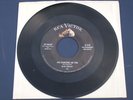 ELVIS PRESLEY 45 I GOT A WOMAN / I'M COUNTING ON YOU 47-6637