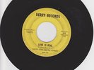 DAVIS & JONES & THE FENDERS - LOVE IS REAL / BOSS WITH THE HOT SAUCE - DERRY