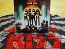 KISS Love Gun Vinyl LP Album 1st Pressing EX/VG++ *ALL INSERTS INCLUDED*