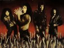 KISS  'SMASHES, THRASHES,HITS (PICTURE DISC) '  33 1/3 RPM  ROCK RECORD ALBUM/LP