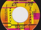 Canada Garage Punk 45 - UGLY DUCKLINGS - Just In Case You Wonder