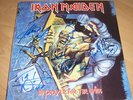 VINYL LP RECORD SLEEVE SIGNED BY IRON MAIDEN