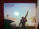 Queen.MADE IN HEAVEN ON RARE CREAM VINYL + QUEEN II