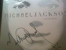 MICHAEL JACKSON INVENCIBLE VINYL SEALED CERRADO AUTOGRAPH