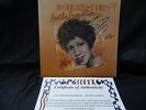 Autographed Album cover 30 Greatest Hits Aretha Franklin  with COA B4168