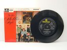 IN THE HOLLIES STYLE EP - 1965 PALOPHONE GEP 8934 - MINT