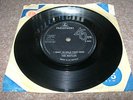 THE BEATLES I WANT TO HOLD YOUR HAND SOLID CENTRE ORIOLE CONTRACT