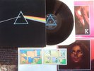 PINK FLOYD 'DARK SIDE OF THE MOON' LP WITH 1 POSTER & 2 POSTCARDS SHVL 804