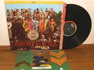 The BEATLES - Sgt Peppers LHCB (1967 Original Vinyl LP) w/ INSERTS SMAS-2653
