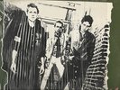 THE CLASH - THE CLASH - ORIGINAL UK 33rpm LP - VERY GOOD+