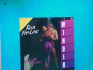WINDER-RUN FOR LOVE/GIVE ME YOUR LOVE  ITALO DISCO 12