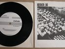 HUSKER DU Statues / Amusement 7
