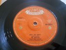 ******BEATLES - AIN'T SHE SWEET. UK POLYDOR 1964  **SOLID CENTRE******