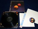 The Beatles WINGS VENUS AND MARS 1st ISSUE VINYL LP WITH ALL ORIGINAL INSERTS.