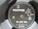 DIE BEATLES  SINGLE  SIE LIEBT DICH