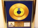 Madonna, Material Girl, Gold Record, goldene Schallplatte, Award, platin