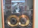 ELVIS LTD. ED.FRAMED 24K GOLD RECORDS HOUND DOG DON'T BE CRUEL 1997/5000