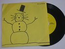 Beat Happening - Look Around b/w That Girl early K w/ K News & Notes from calvin