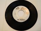 THE UPTOWNERS You're a habit Vicki R&B Soul Popcorn Le Cam Hear Listen 45