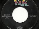 JOE CLAY CLASSIC ROCKABILLY 2 SIDER ON VIK LBL DUCK TAIL B/W SIXTEEN CHICKS