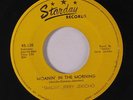 SMILIN' JERRY JERICHO: Moanin' In The Morning / Let's Call It Off 45 (price rub
