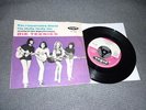 DIE TEENIES - EIN ROSAROTES KLEID / HE HULLY HULLY HO orig 1st press 7