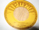 CARL PERKINS - HER LOVE RUBBED OFF (KILLER ROCKABILLY)