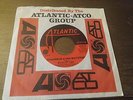 WILLIE TEE - WALKING UP A ONE WAY STREET - RARE SOUL 45 ON ATLANTIC NM