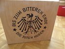 Die Toten Hosen Vinyl / Holzbox  Nr. 0722 von 1000 mit 33 LPs. Handsigniert