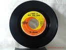 THE BEATLES-(45)-I WANT TO HOLD YOUR HAND/I SAW HER STANDING THERE -CAPITOL-1964