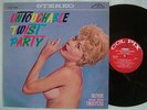 SEXY NUDE CHEESECAKE / UNTOUCHABLE TWIST PARTY OLIVER AND THE TWISTERS / 60'S LA