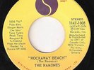 THE RAMONES -Rockaway Beach- 1977 CANADIAN Sire/GRT 45  NEAR MINT LIKE NEW 