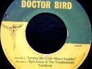 TOMMY McCOOK Moon Invader (EX+) Boss Reggae