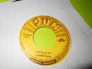 RARE NEVER PLAYED JOHNNY CASH 45 SUN LABEL FOLSOM PRISON BLUES & I WALK THE LINE