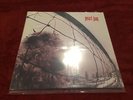 PEARL JAM VS. SEALED ORIGINAL 100% MINT 1994 Z 53136