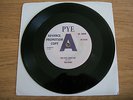 THE KINKS - YOU STILL WANT ME -  7